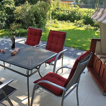 L3 - Lindenstrasse 1 - Feriendomizil Hollich Grömitz