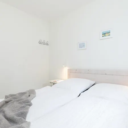 L3 - Lindenstrasse 1 - Feriendomizil Hollich Apartament Grömitz